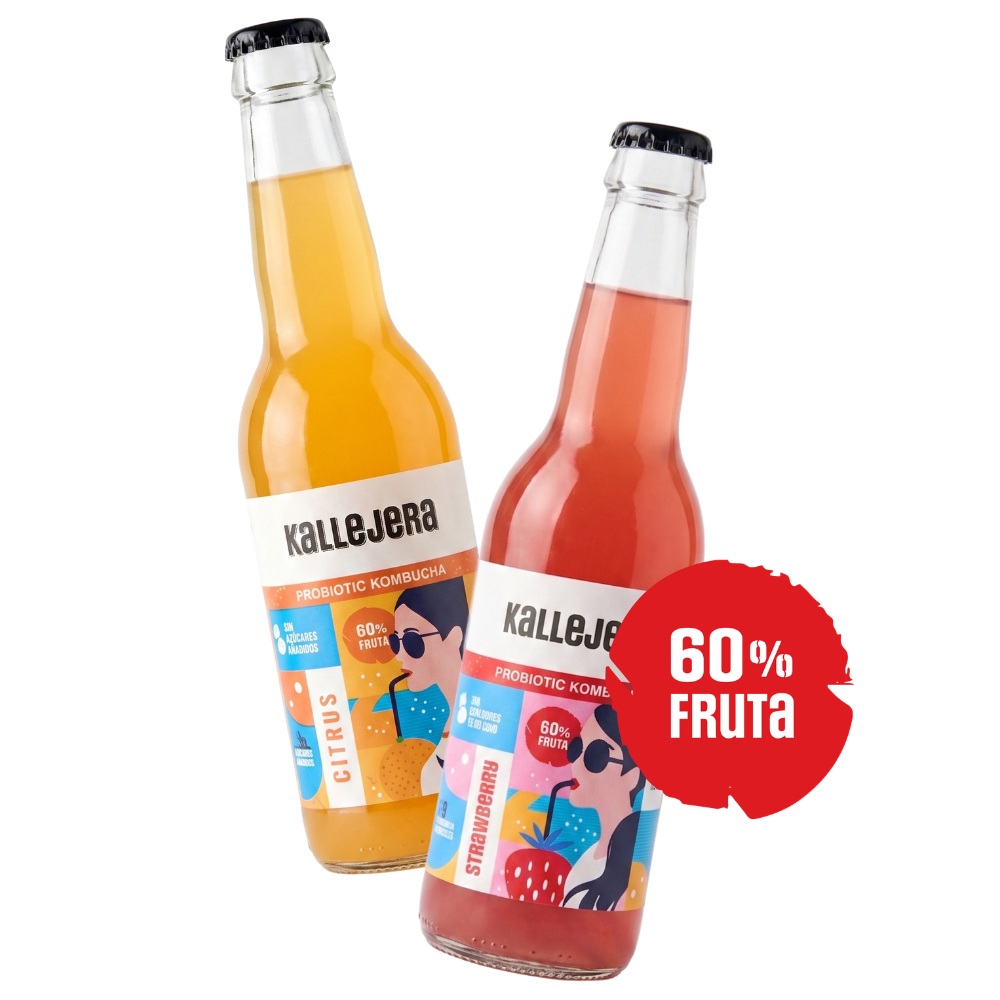 Dos botellas de kombucha probiótica KaLLeJeRa de cítricos y fresa.